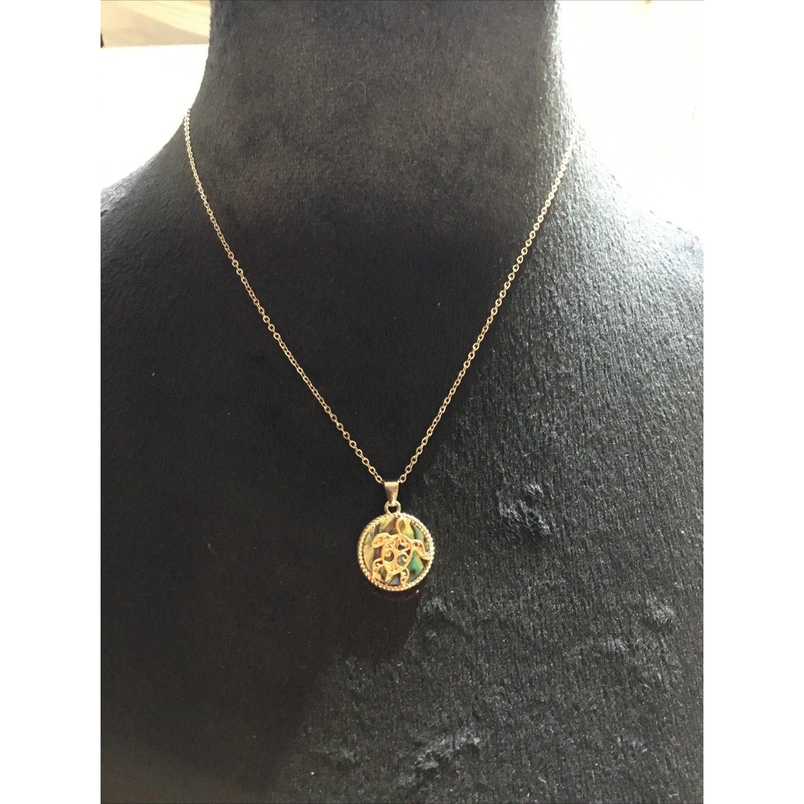 Sea Turtle Silver Charm With 18” Silver Tone Necklace Good Used Condition